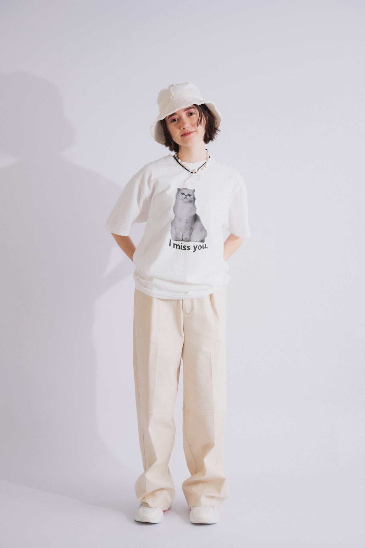 ガーメントダイ猫Tシャツ(WHITE)