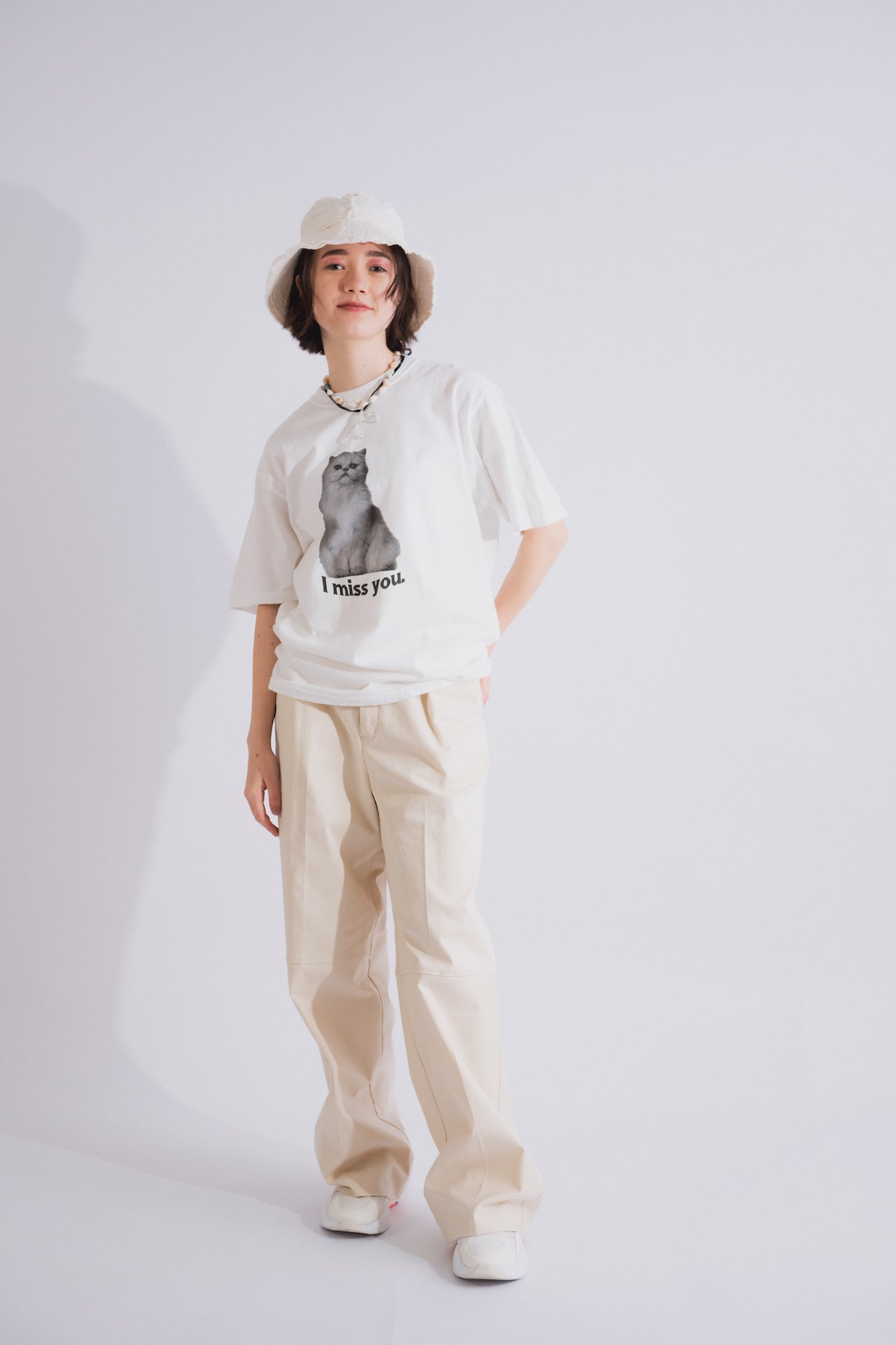 ガーメントダイ猫Tシャツ(WHITE)