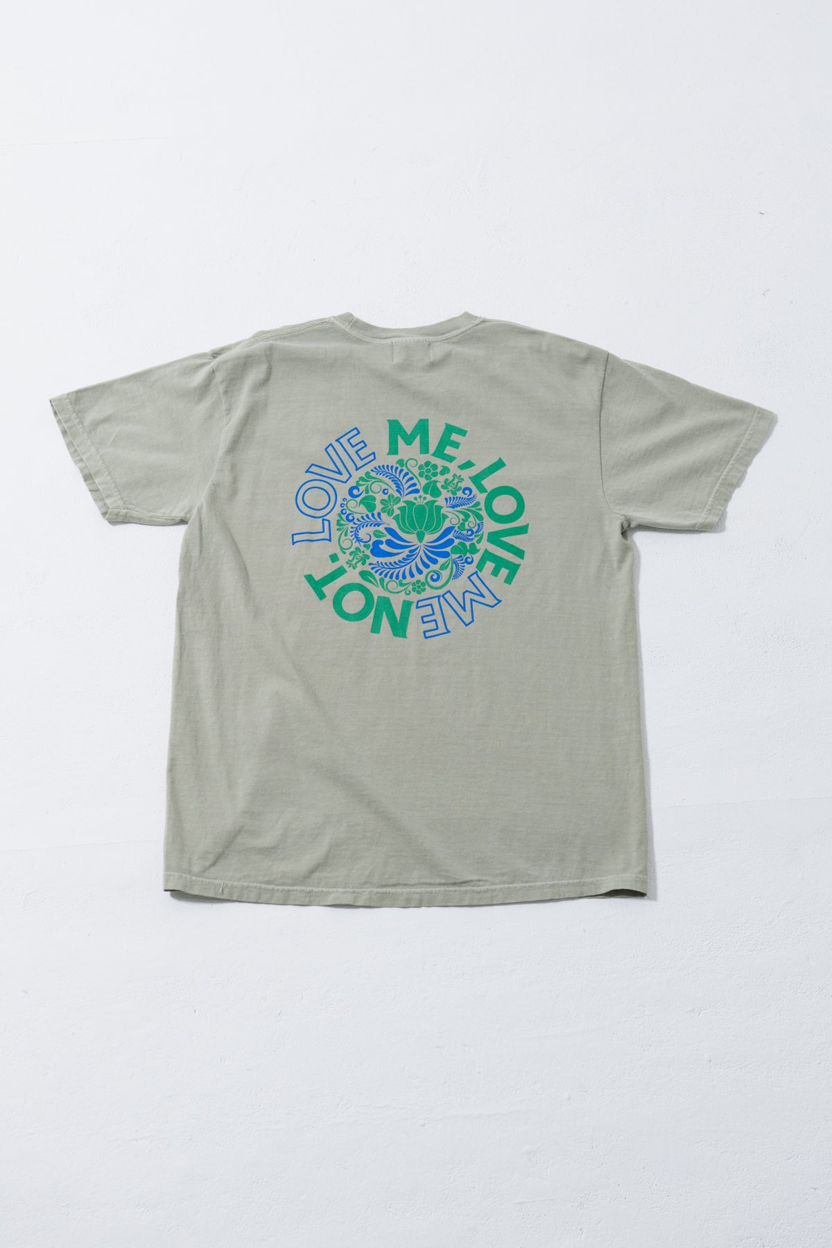 love me Tシャツ