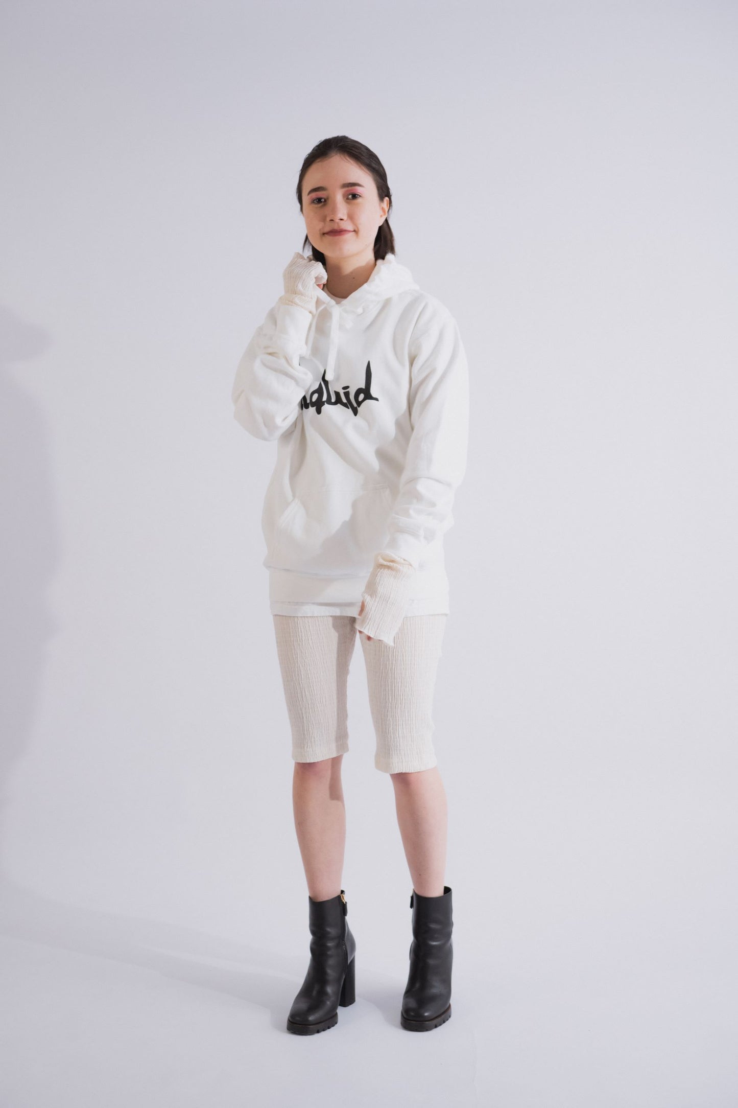 ガーメントダイliquidフーディー(WHITE)