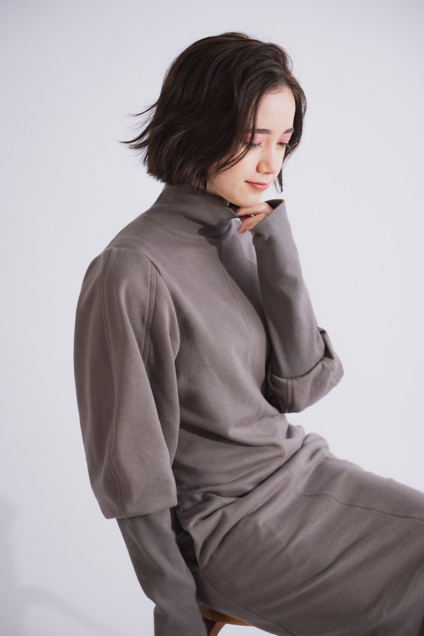 ボリュームスリーブヴィンテージミニ裏毛ワンピース(MOCA)